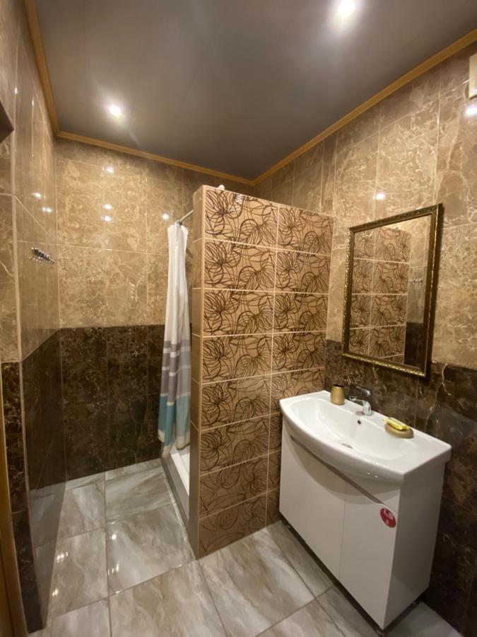 Вул Роксолани , 16 Центр 300 М До Бювету Truskavec Exteriér fotografie